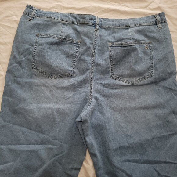 Susan Graver Regular Relaxed Straight Leg Denim Wide Cuff Pockets Light Wash 24W - Picture 6 of 12